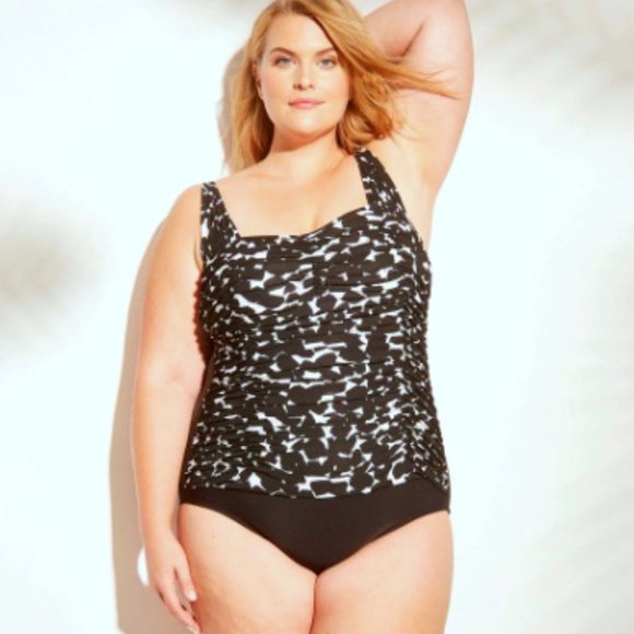 Swimsuit PLUS 1X 16 16w Underwire 1pc Ruched Swim Bathing Suit Black White NEW - Picture 1 of 2